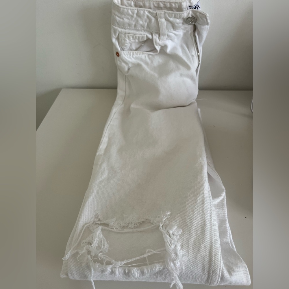 Zara Ripped Jeans | Size 2